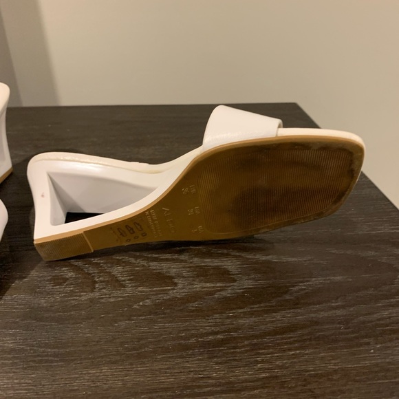 Aldo white wedge slides - Picture 3 of 3